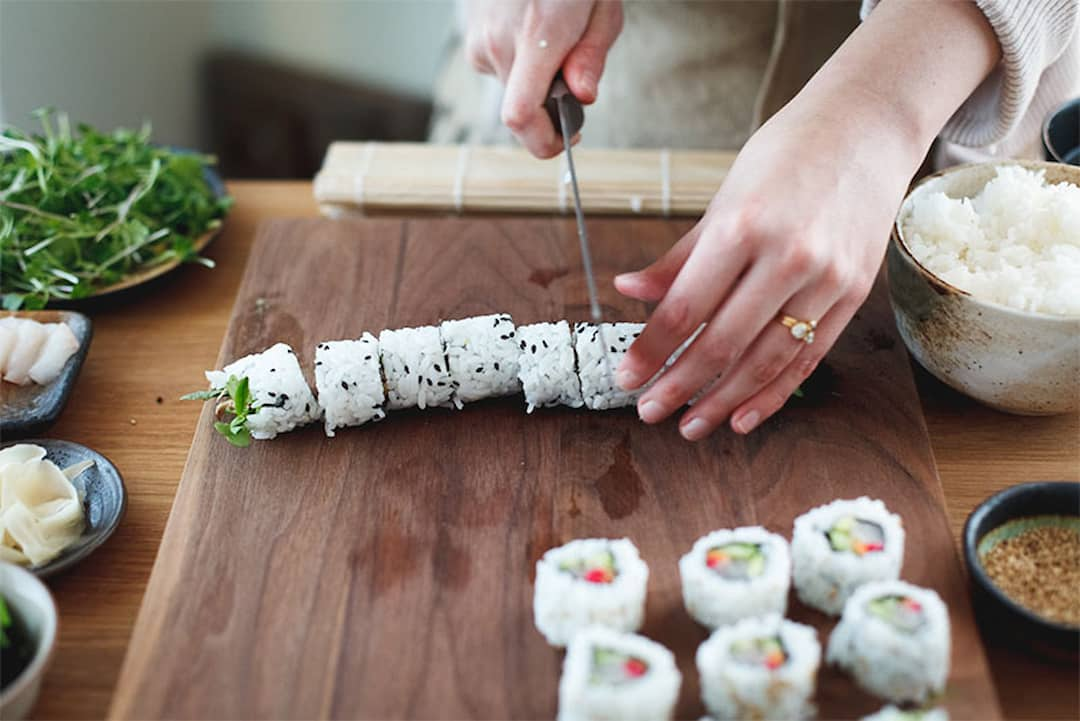 Cách làm sushi sẽ cho chúng ta thấy món ăn tự nhiên chất lượng 